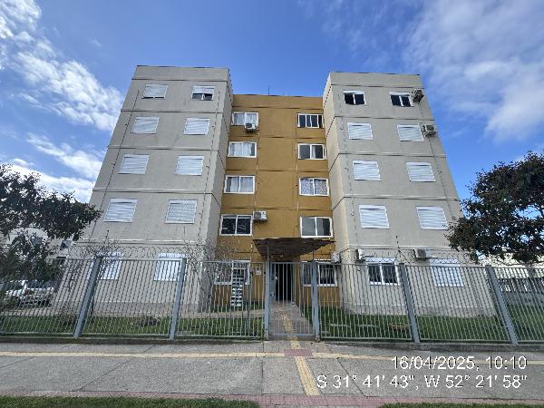 Rua abrilino ferreira cardoso n. 120 apto. 303, bl 3 - condomínio residencial manaus - tres vendas - pelotas/rs